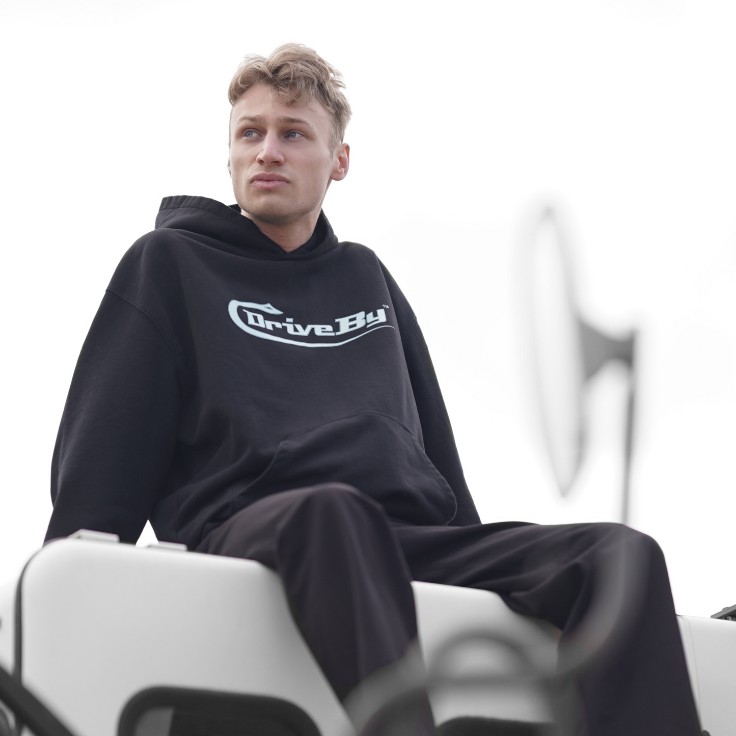 Drive By Hoodie Model Männlich